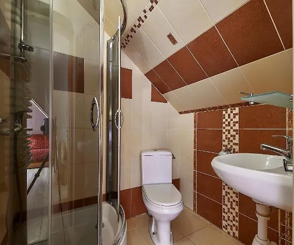 Cichy Kacik Konukevi 3*