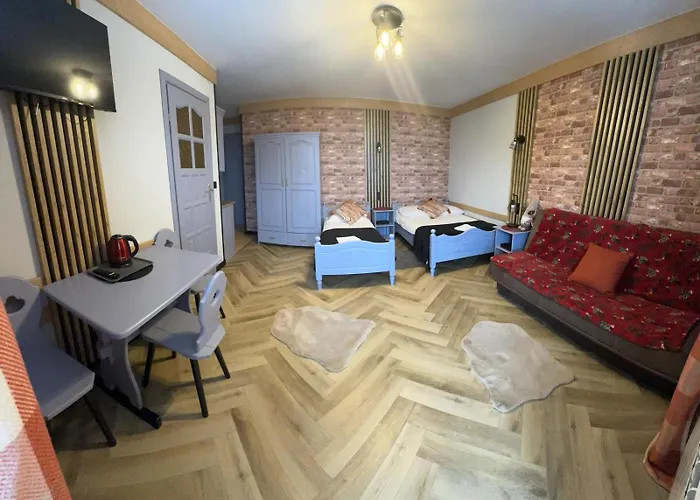 Cichy Kacik Konukevi 3*